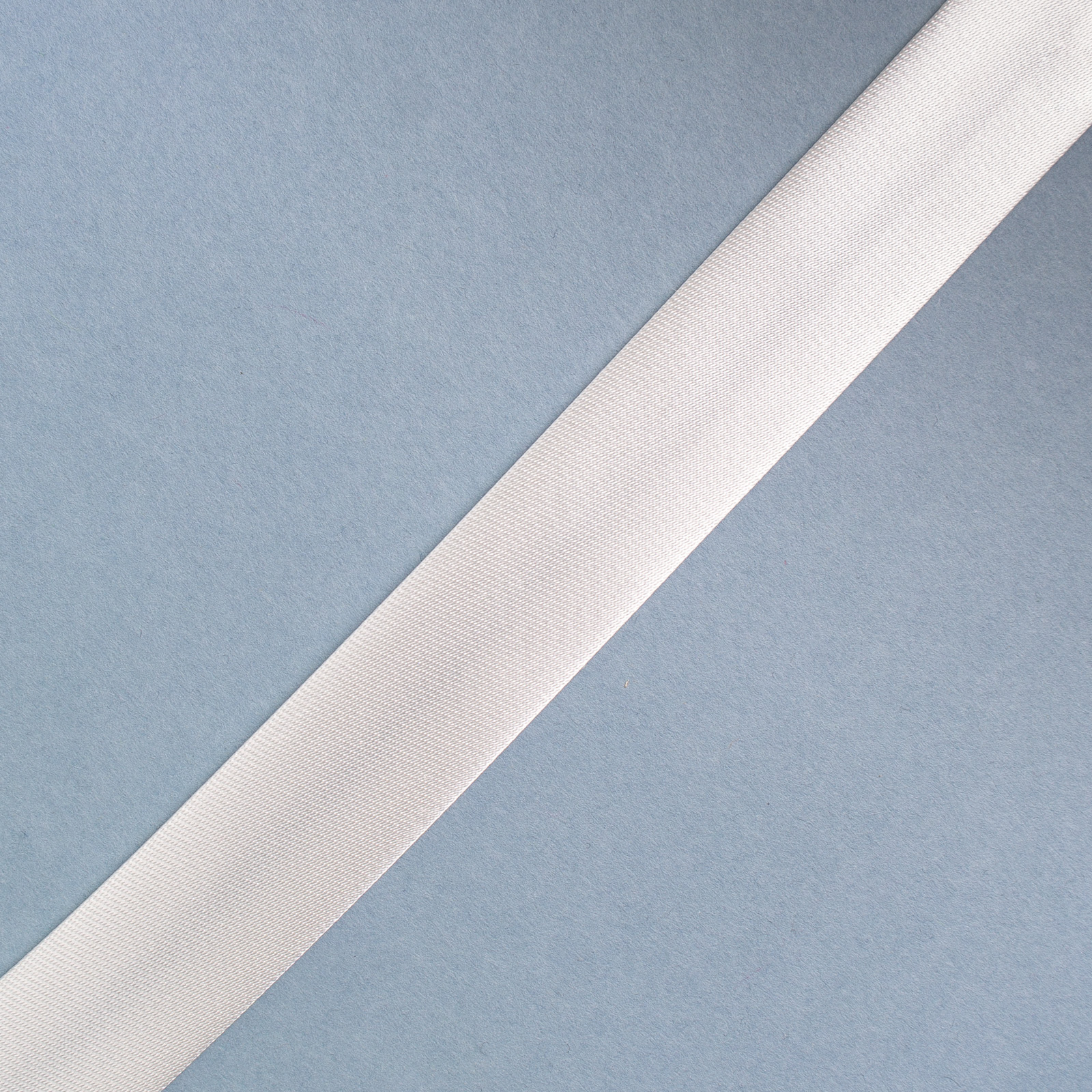 Ruban Biais Argenté 4 Mètres - Loisirs Créatifs